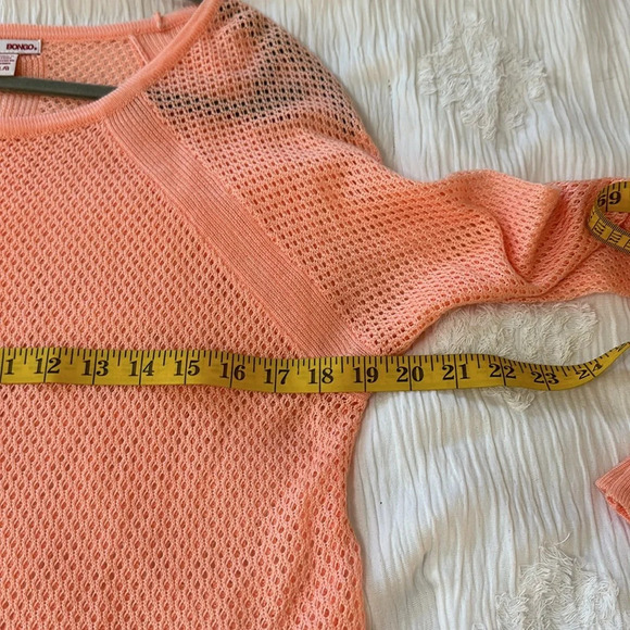 Bongo Knit lightweight Top - Picture 7 of 8